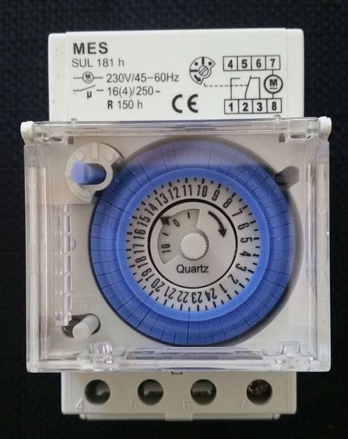 Timers Analogue Timer Time and light control > Daily program > SUL